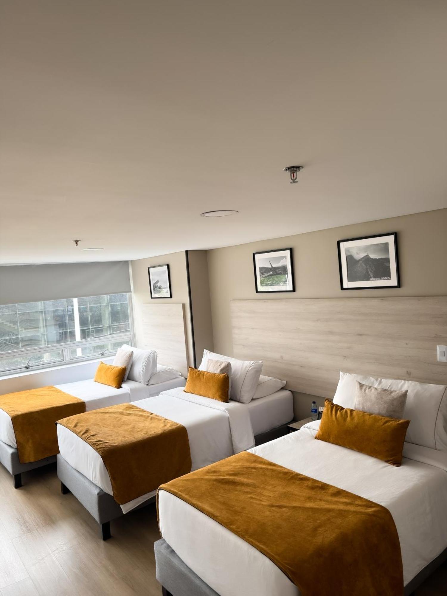 Hotel Wlh Gold Bogota Exterior photo